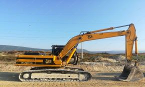 Гусеничный экскаватор JCB JS-260
