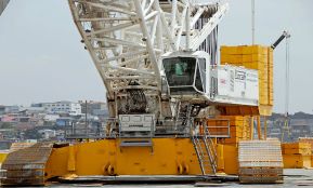 Liebherr LR-1350